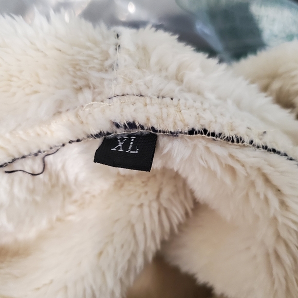 NWOT Sherpa Lined Zip Up Hoodie - Picture 5 of 5